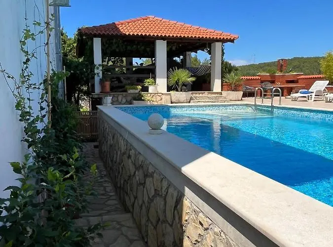 Lägenhet Gorana With Swimming Pool
