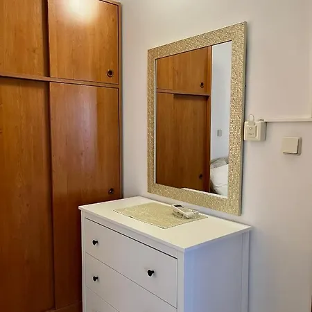 Gorana With Swimming Pool Apartment *
